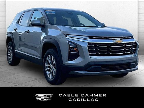 Used 2025 Chevrolet Equinox LT image 1