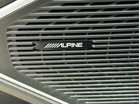 Used 2024 Jeep Wagoneer L Series III w/ Flexible Seating Group AWD/4WD image 23