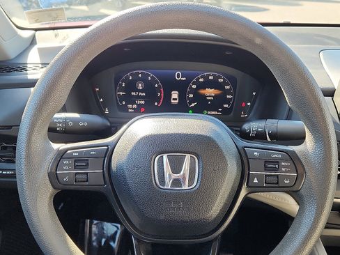 Used 2023 Honda Accord LX image 18