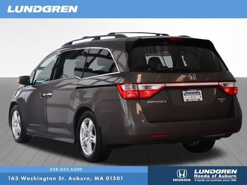 Used 2012 Honda Odyssey Touring image 3