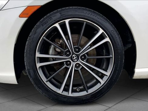 Used 2015 Scion FR-S image 11