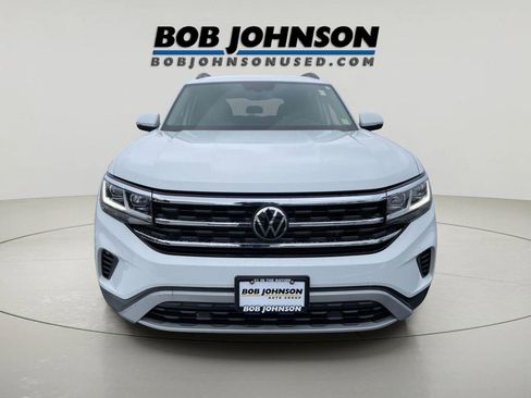 Used 2023 Volkswagen Atlas SE image 3