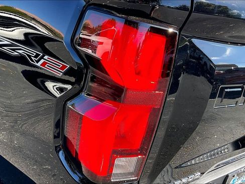 Certified 2024 Chevrolet Colorado ZR2 w/ ZR2 Convenience Package III image 28