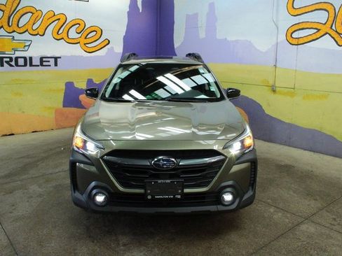 Used 2023 Subaru Outback Touring image 3