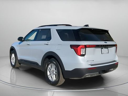 New 2026 Ford Explorer Active w/ Active Comfort Package image 20