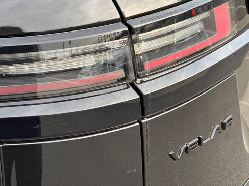 New 2026 Land Rover Range Rover Velar Dynamic SE image 34