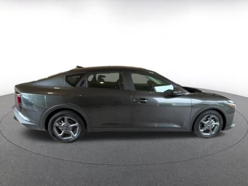 Used 2025 Kia K4 LXS image 16