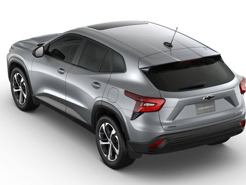 New 2026 Chevrolet Trax RS w/ Sunroof Package FWD image 50