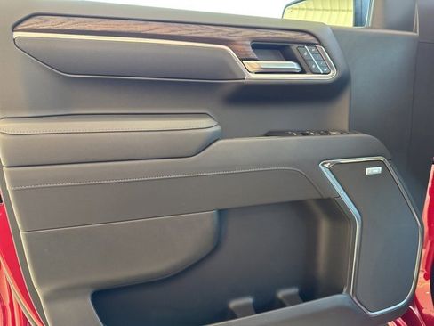 New 2025 GMC Sierra 1500 SLT w/ SLT Premium Package image 13
