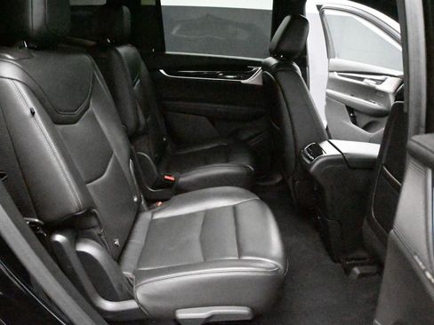 Used 2020 Cadillac XT6 Premium Luxury image 19