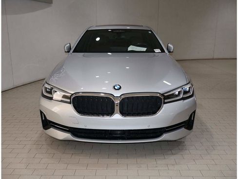 Used 2021 BMW 530i w/ Executive Package RWD image 9