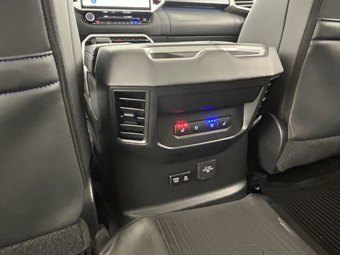 Used 2024 Toyota Tundra Platinum image 37