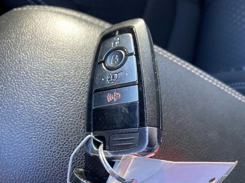 Used 2025 Ford Escape Active image 42