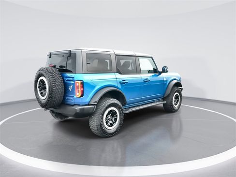 Used 2022 Ford Bronco Outer Banks w/ Sasquatch Package image 8