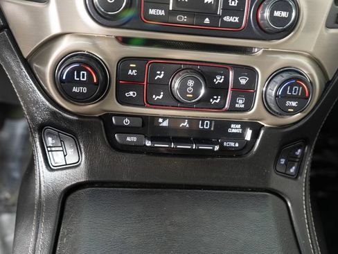 Used 2016 GMC Yukon Denali w/ Open Road Package AWD/4WD image 22