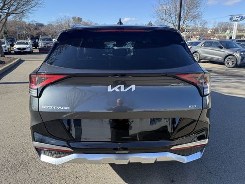 Used 2023 Kia Sportage SX image 7