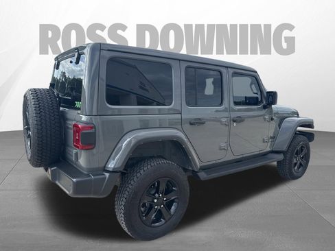 Used 2022 Jeep Wrangler Unlimited Sahara image 3
