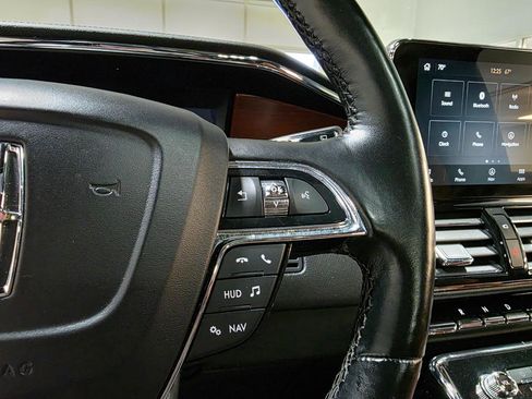 Used 2021 Lincoln Navigator L Reserve w/ Luxury Package AWD/4WD image 37