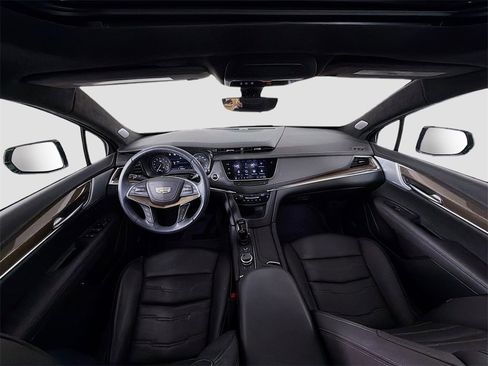 Used 2024 Cadillac XT5 Premium Luxury w/ Platinum Package image 9