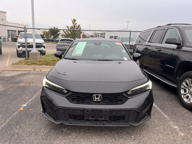 Used 2025 Honda Civic Sport image 2