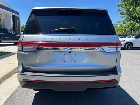 Certified 2022 Lincoln Navigator L Reserve AWD/4WD image 8