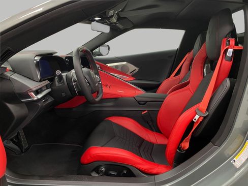 Used 2023 Chevrolet Corvette Stingray Preferred Conv w/ Z51 Performance Package RWD image 31