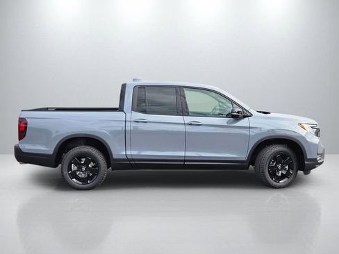 New 2026 Honda Ridgeline Black Edition image 4