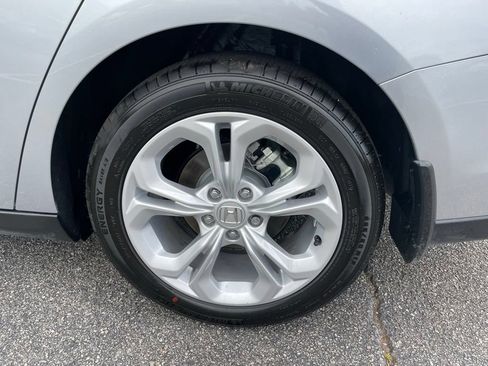 Certified 2025 Honda Accord LX image 46