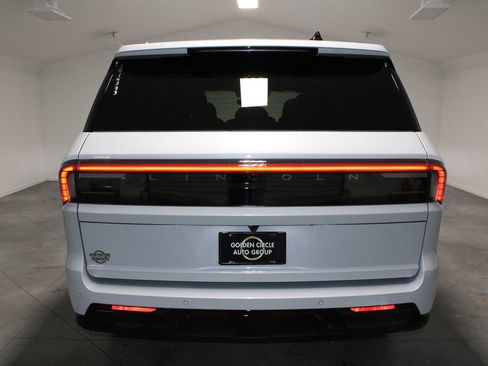 New 2025 Lincoln Navigator Reserve w/ Jet Appearance Package image 64