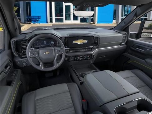 New 2026 Chevrolet Silverado 2500 ZR2 w/ LPO, Dark Essentials Package AWD/4WD image 15