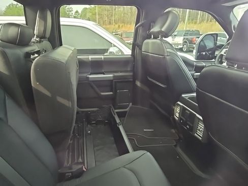 Used 2018 Ford F250 Platinum w/ Platinum Ultimate Package image 4
