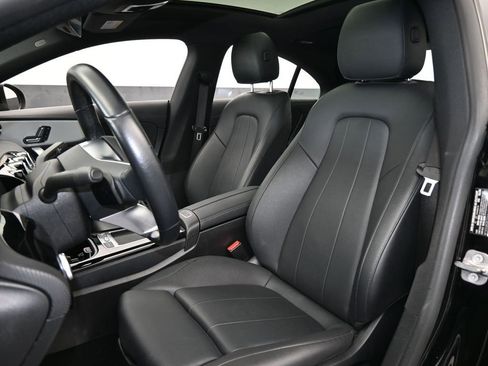 Used 2025 Mercedes-Benz CLA 250 image 10