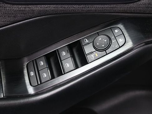 Used 2023 Nissan Rogue S AWD/4WD image 11