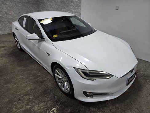 Used 2016 Tesla Model S 75 RWD image 61