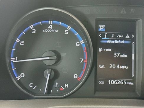 Used 2017 Toyota RAV4 XLE w/ Plus Special Value Package FWD image 14