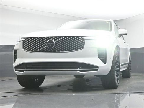 New 2026 Volvo XC90 B6 Ultra image 40