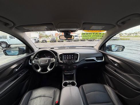 Used 2021 GMC Terrain SLT AWD/4WD image 16