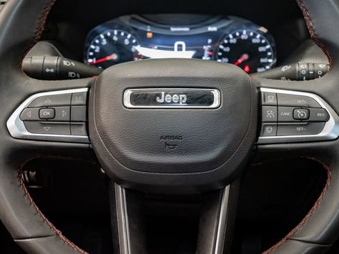 Certified 2025 Jeep Compass Trailhawk AWD/4WD image 12