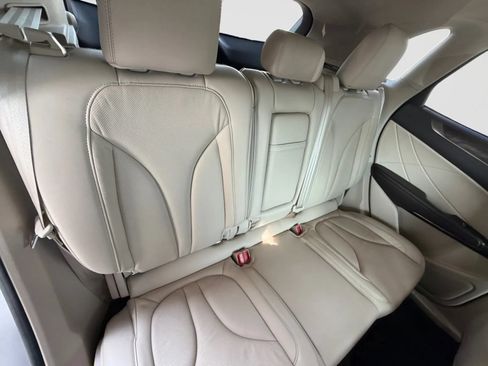 Used 2018 Lincoln MKC Reserve w/ Lincoln MKC Climate Package AWD/4WD image 18