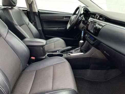 Used 2014 Toyota Corolla S image 23