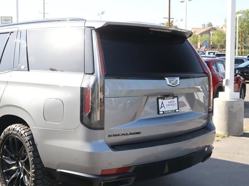 Used 2021 Cadillac Escalade Sport w/ Driver Assist Tech Package AWD/4WD image 16
