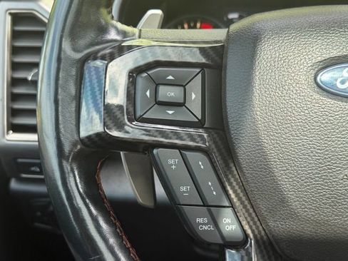 Used 2018 Ford F150 Raptor w/ Equipment Group 802A Luxury AWD/4WD image 25