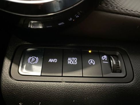 Used 2026 Chevrolet Equinox LT w/ Convenience Package II image 26