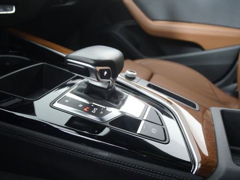 Used 2023 Audi A4 2.0T allroad Premium Plus w/ Premium Plus Package image 23