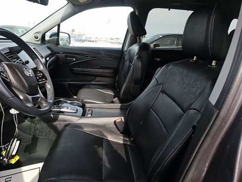 Used 2022 Honda Pilot Elite image 3