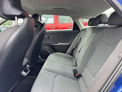 Used 2025 Kia K4 FWD image 9
