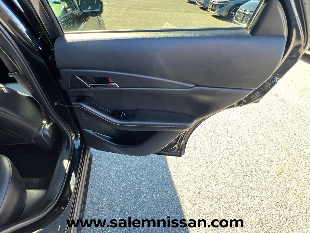 Used 2022 MAZDA CX-30 AWD 2.5 S w/ Preferred Package image 23