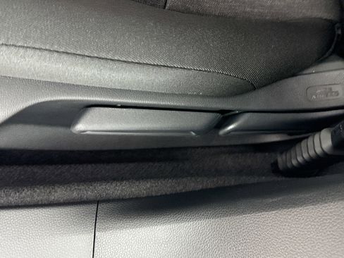 New 2025 Honda Accord LX image 21