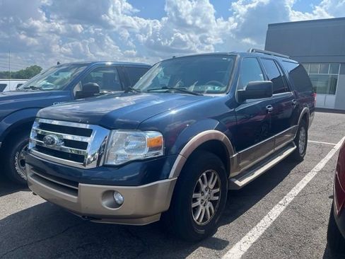 Used 2014 Ford Expedition EL XLT w/ Equipment Group 202A AWD/4WD image 2