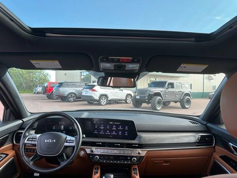 Used 2023 Kia Telluride EX X-Line AWD/4WD image 18